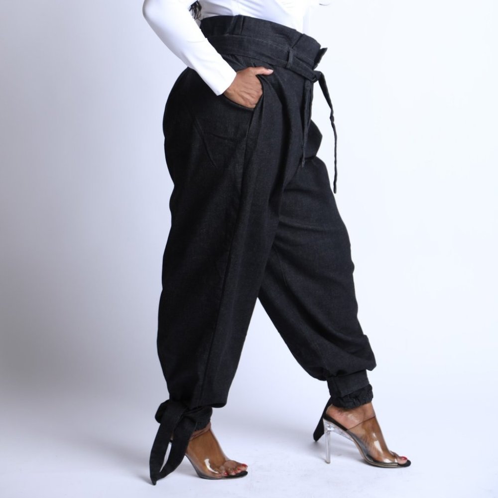 Paper Bag style Jeans Plus Size - Picture 3 of 3